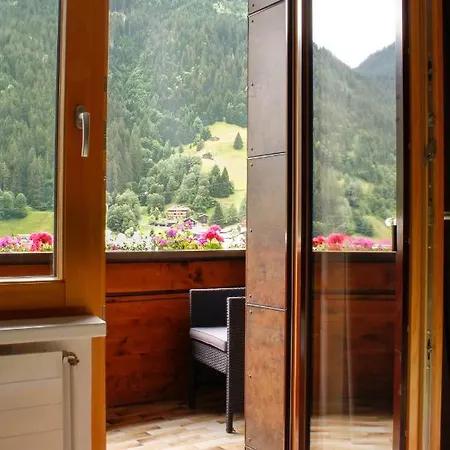 Haus Ganeu Daire Gaschurn