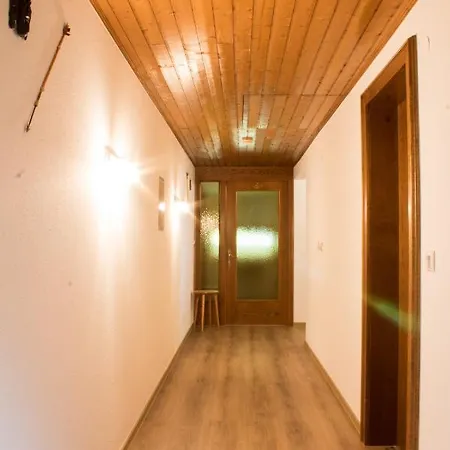 Haus Ganeu