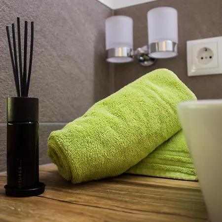 Haus Ganeu アパート