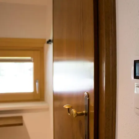 Haus Ganeu Appartement *
