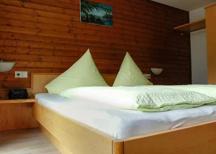 Apartment Haus Ganeu