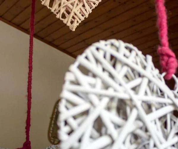 Haus Ganeu Apartment *