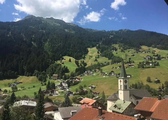 Apartment Haus Ganeu